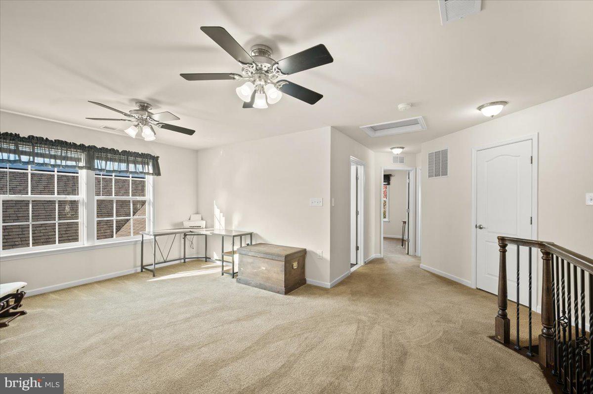 LAKELAND PLACE - Residential