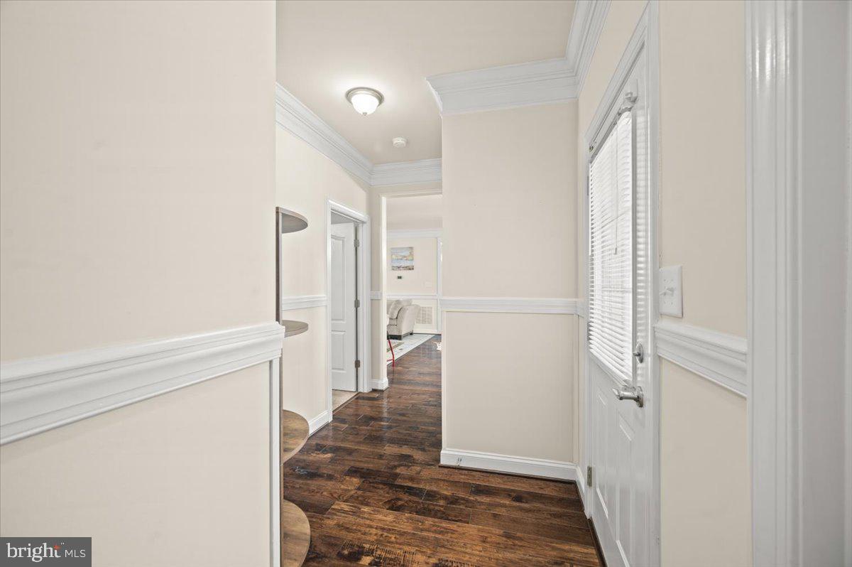 LAKELAND PLACE - Residential