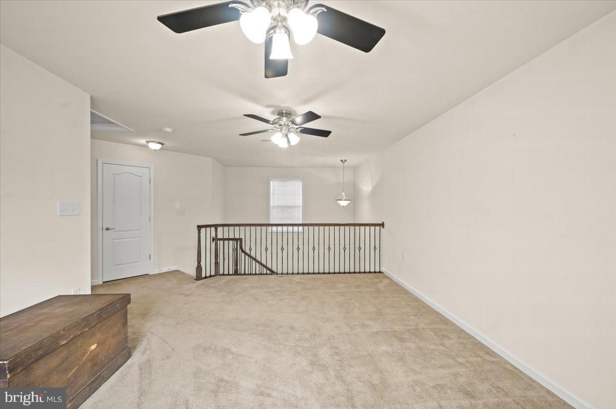 LAKELAND PLACE - Residential