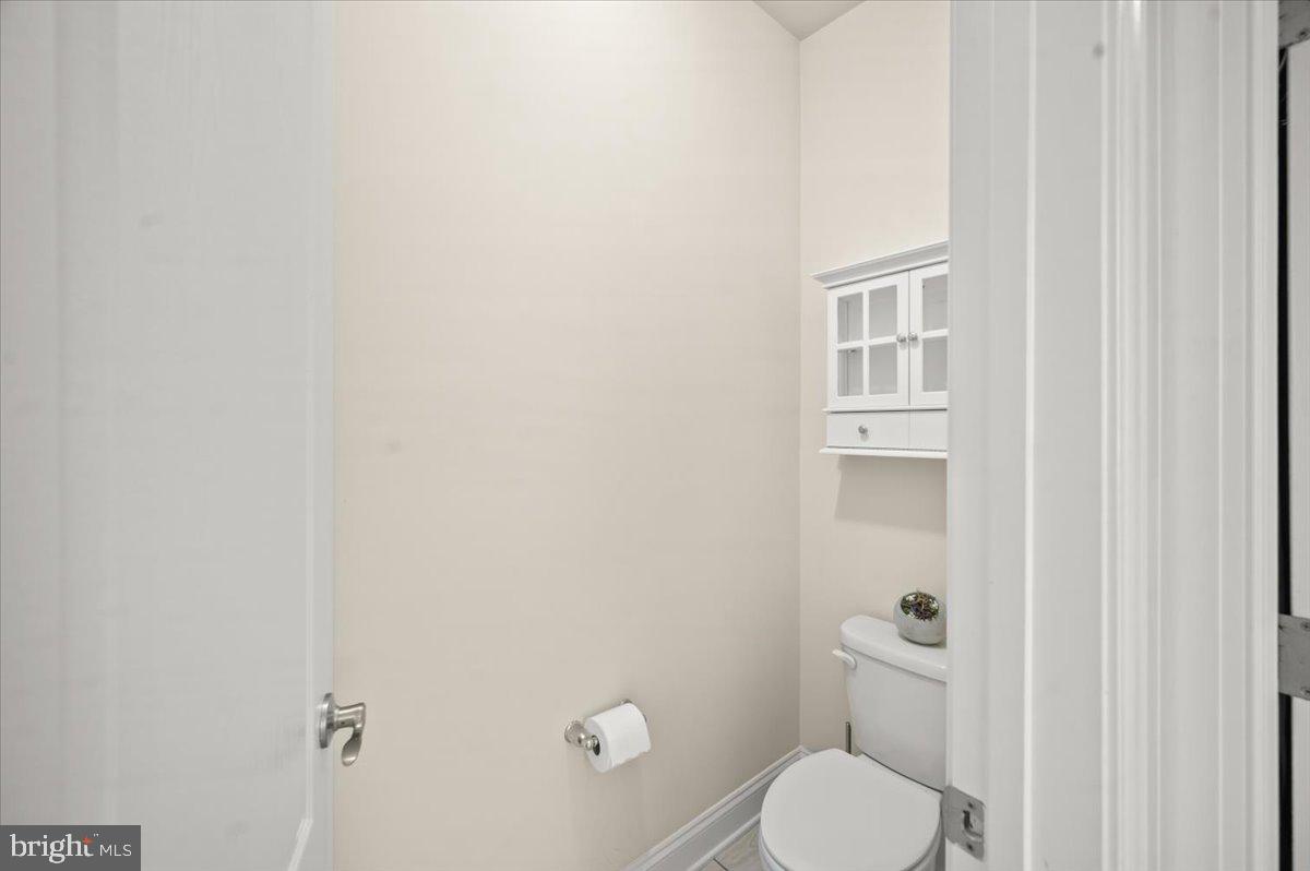 LAKELAND PLACE - Residential