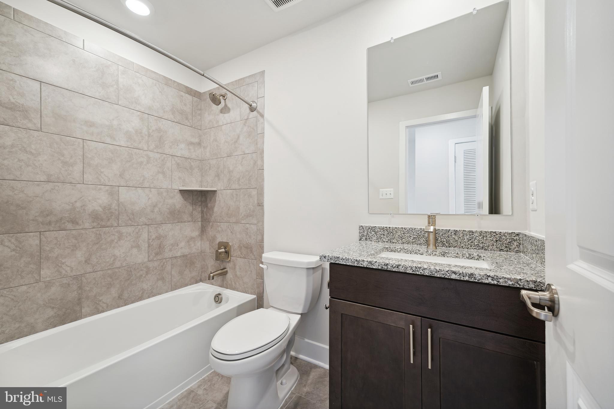 ST. CHARLES - Residential