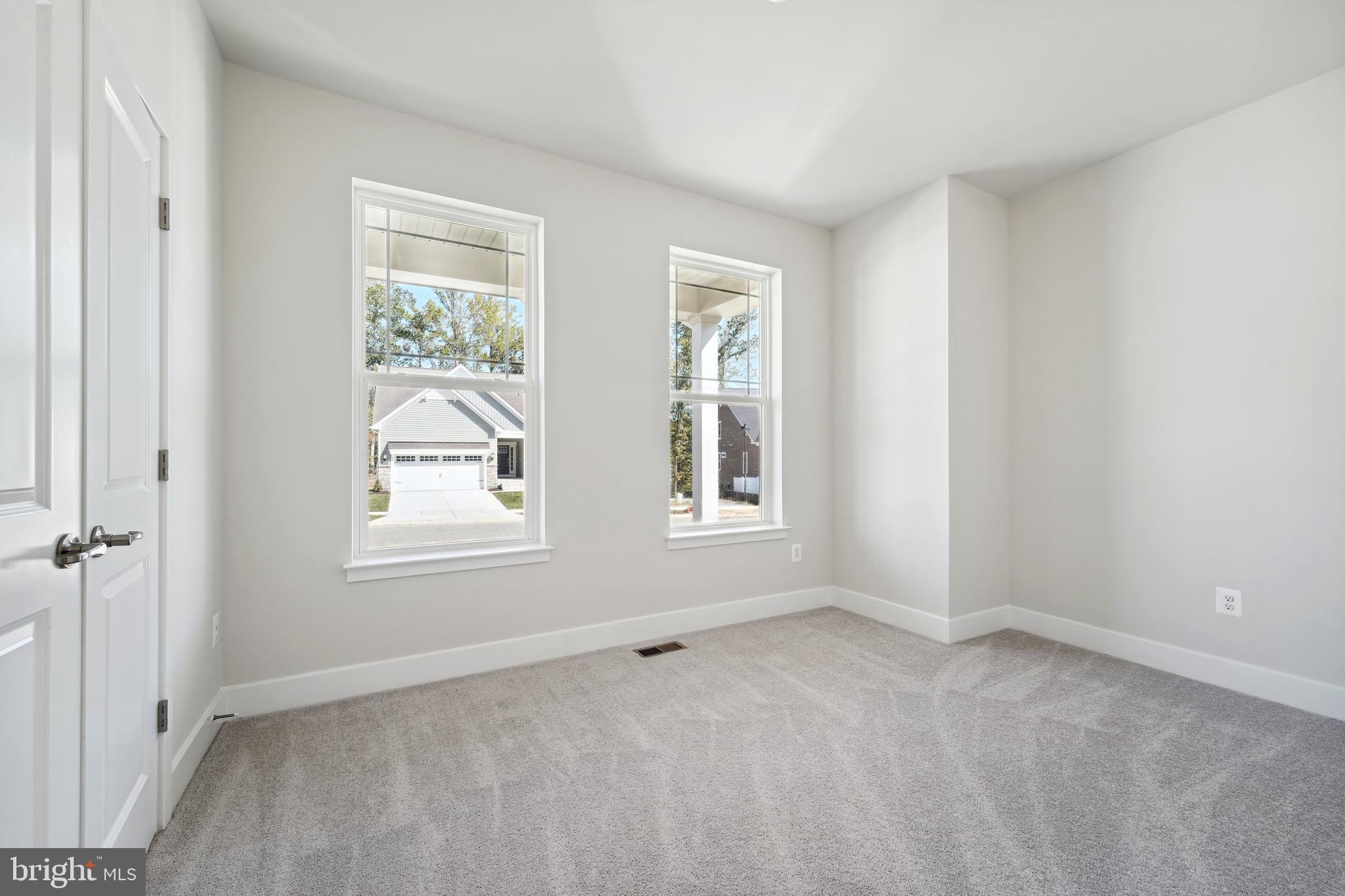 ST. CHARLES - Residential