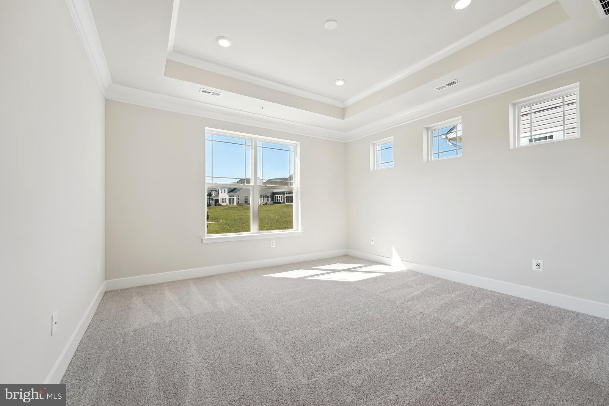 ST. CHARLES - Residential