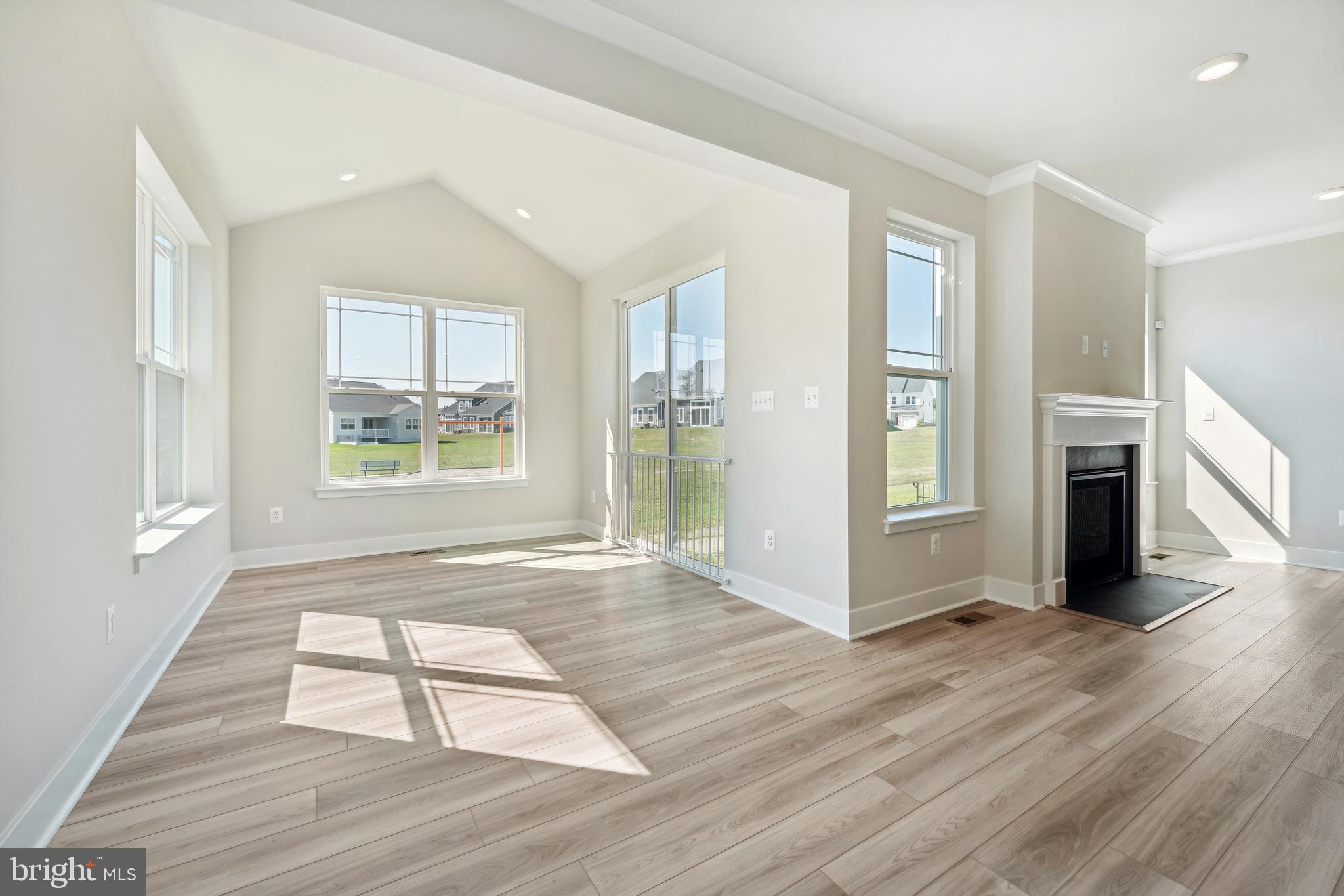 ST. CHARLES - Residential