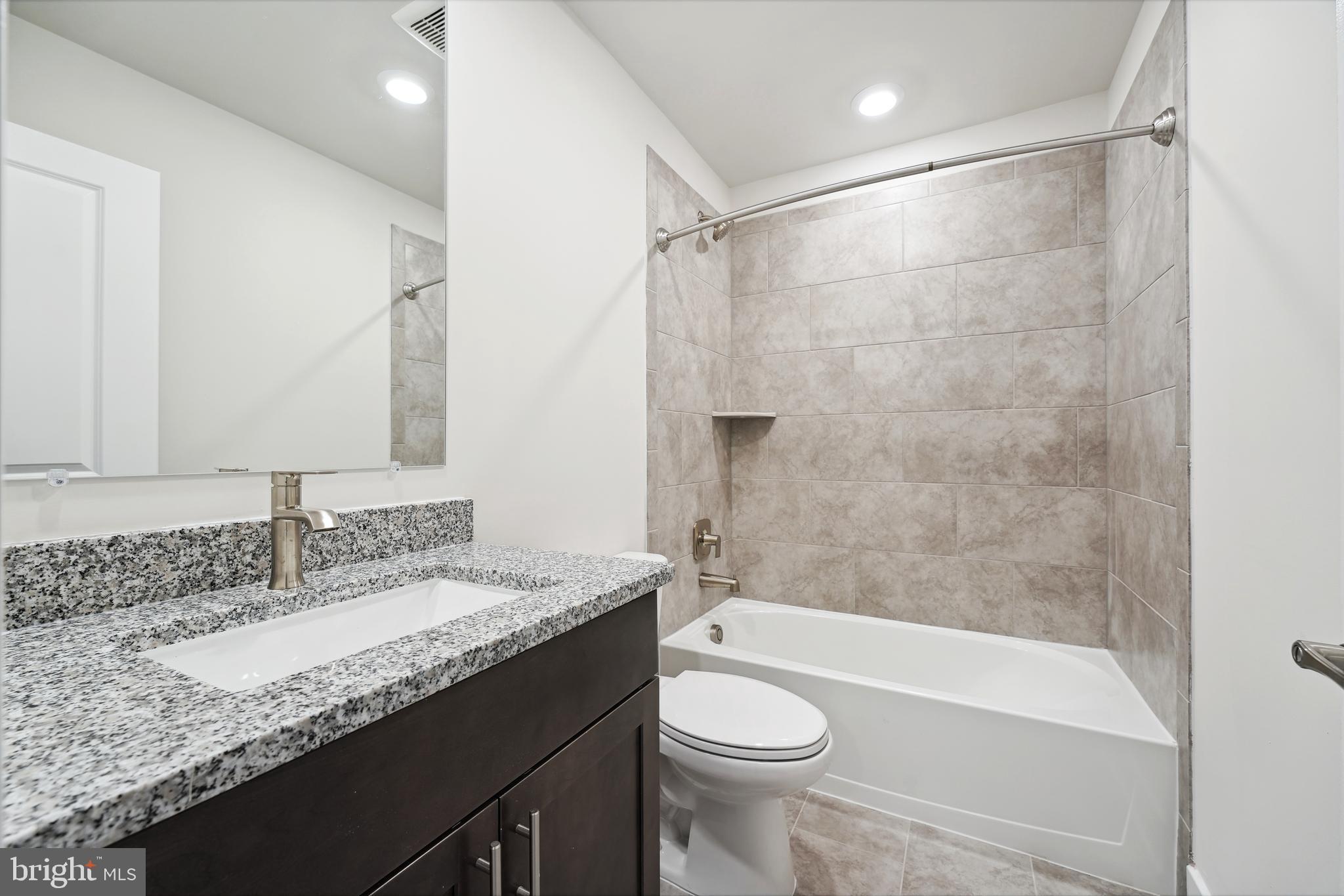 ST. CHARLES - Residential