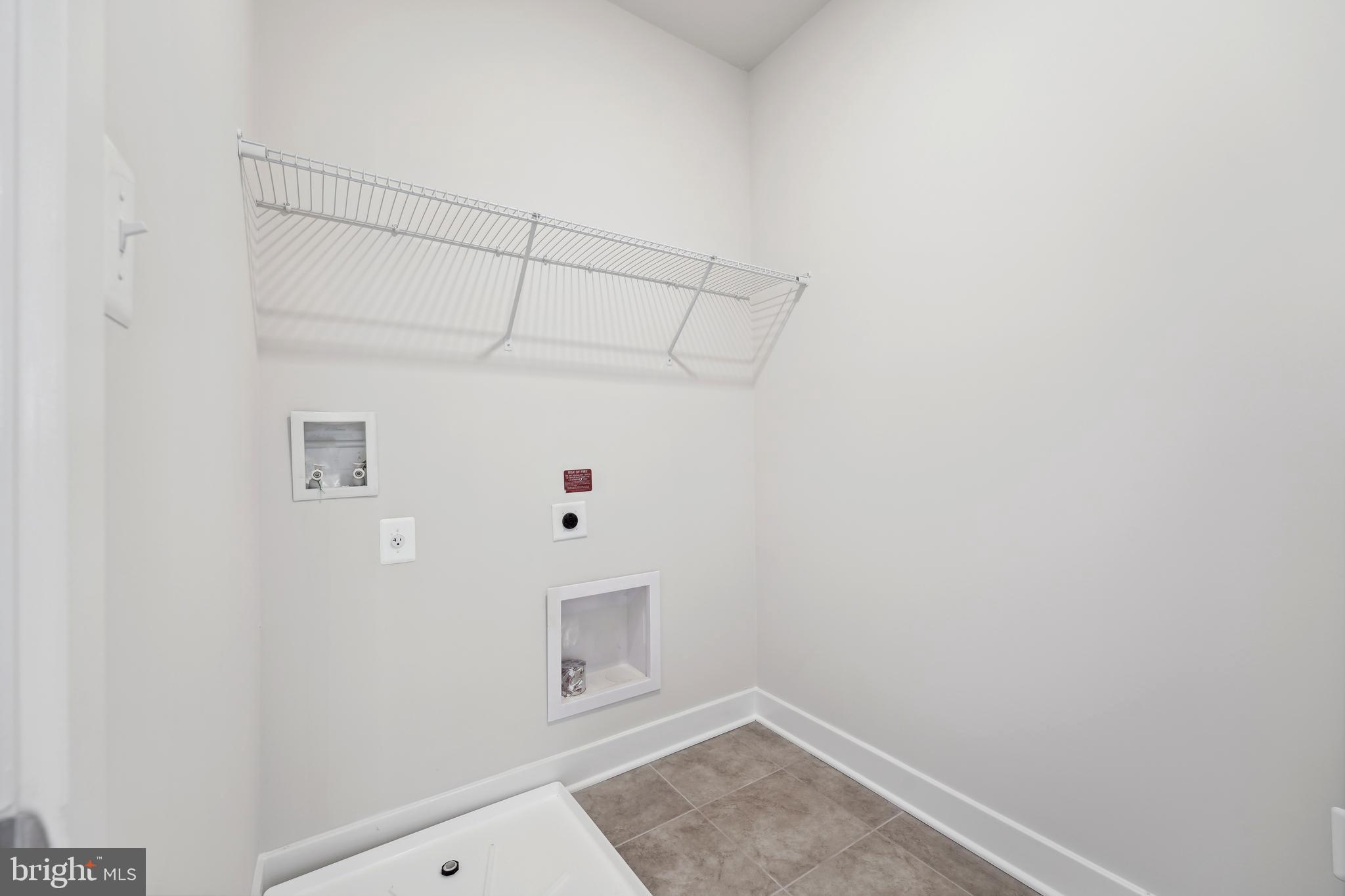 ST. CHARLES - Residential