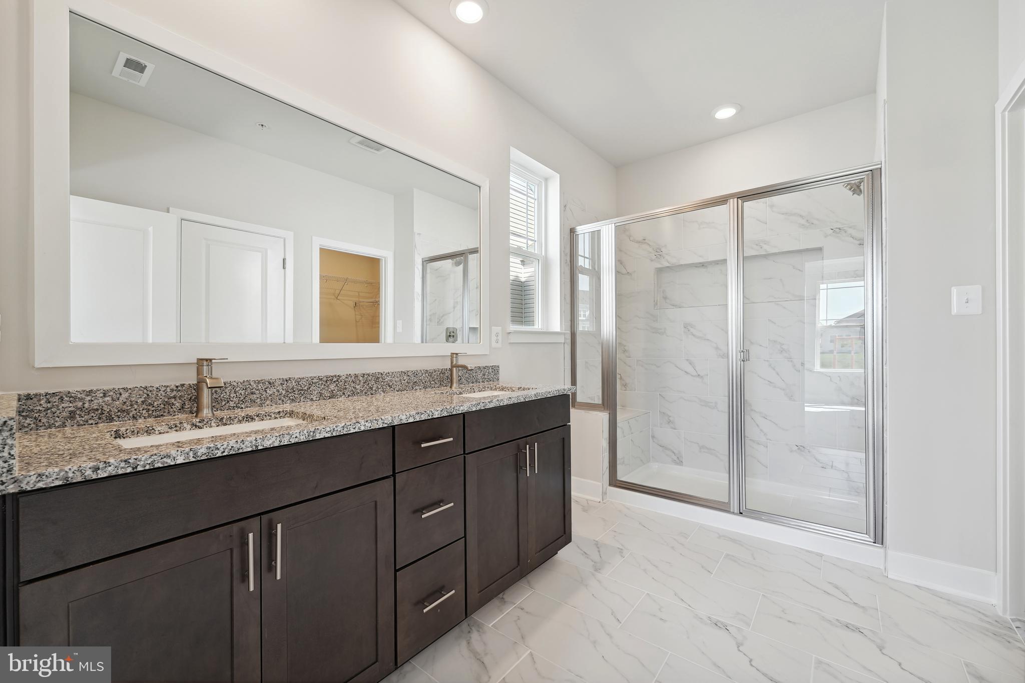 ST. CHARLES - Residential