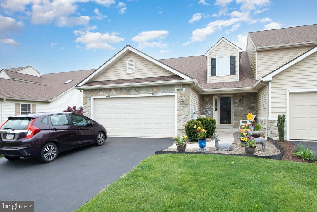 Photo of 320 HILL ST, MOUNT JOY, PA 17552 (MLS # PALA2034670)