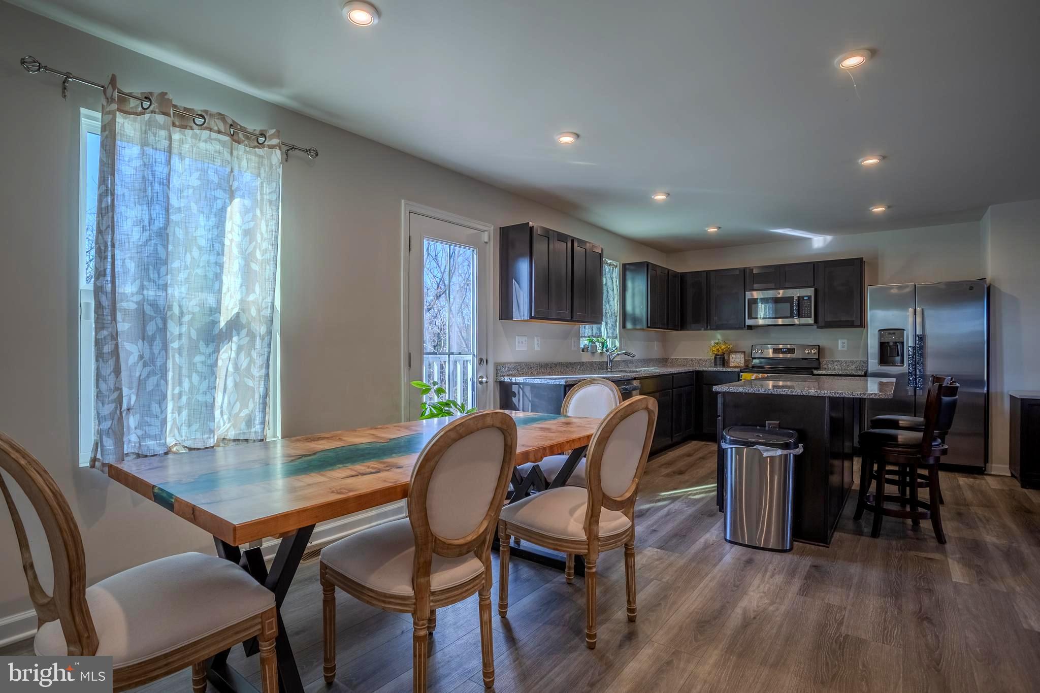 SOUTH BROOK - Residential