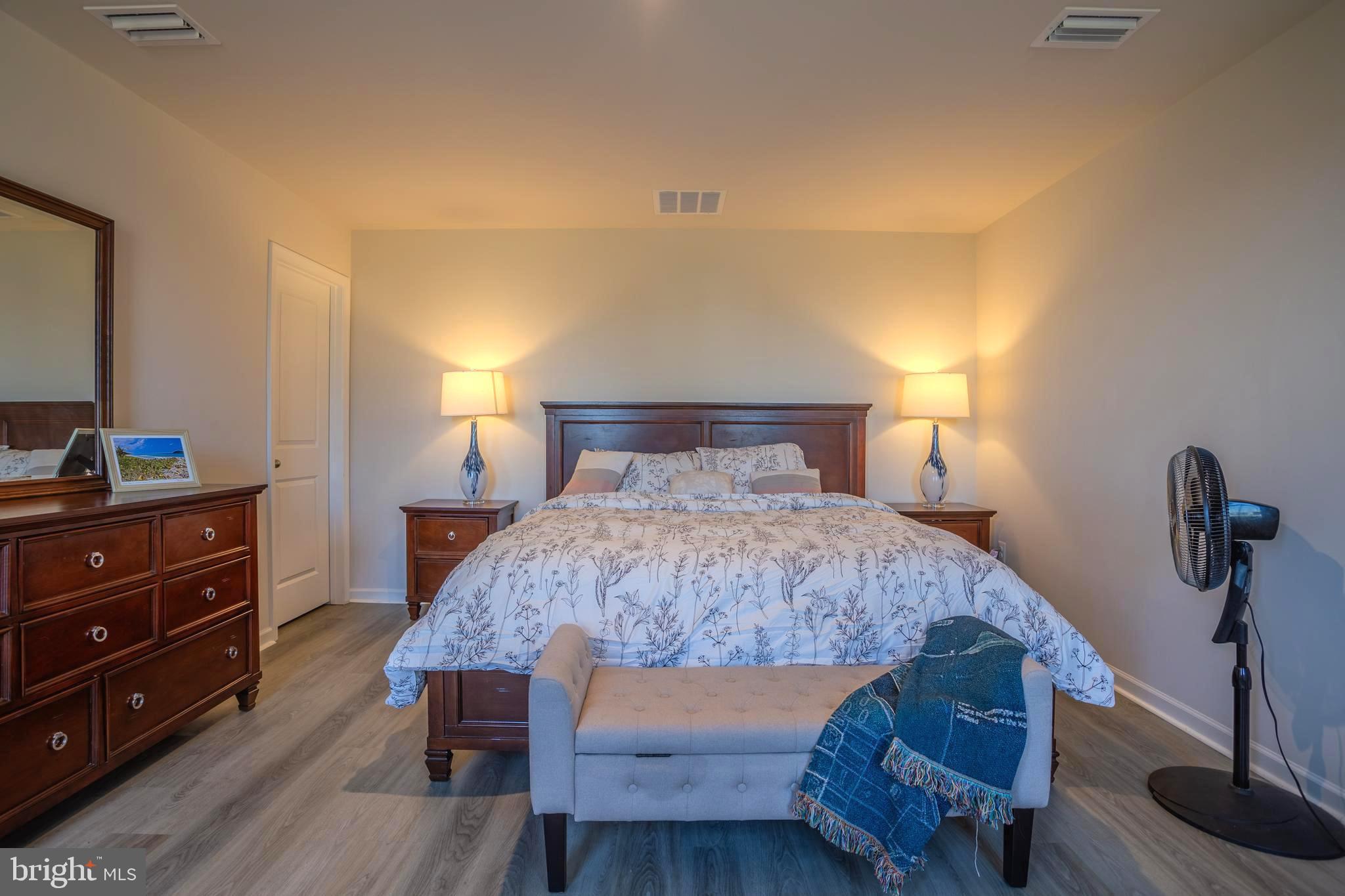 SOUTH BROOK - Residential