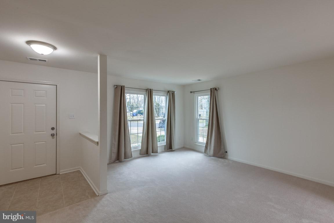 MATTAWOMAN WOODS IND HEAD - Residential