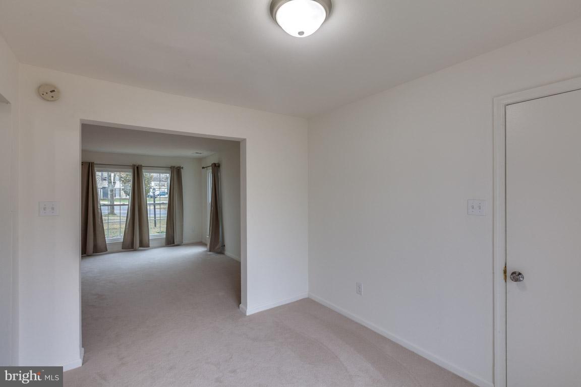 MATTAWOMAN WOODS IND HEAD - Residential