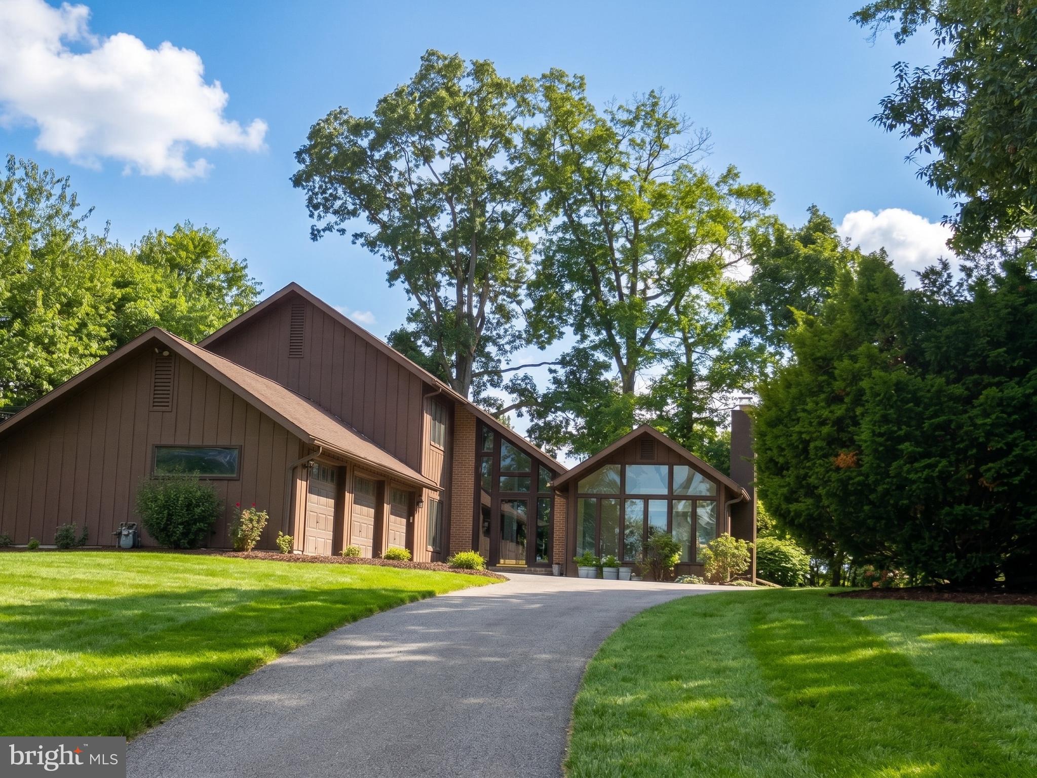 3790 LAUREL LANE