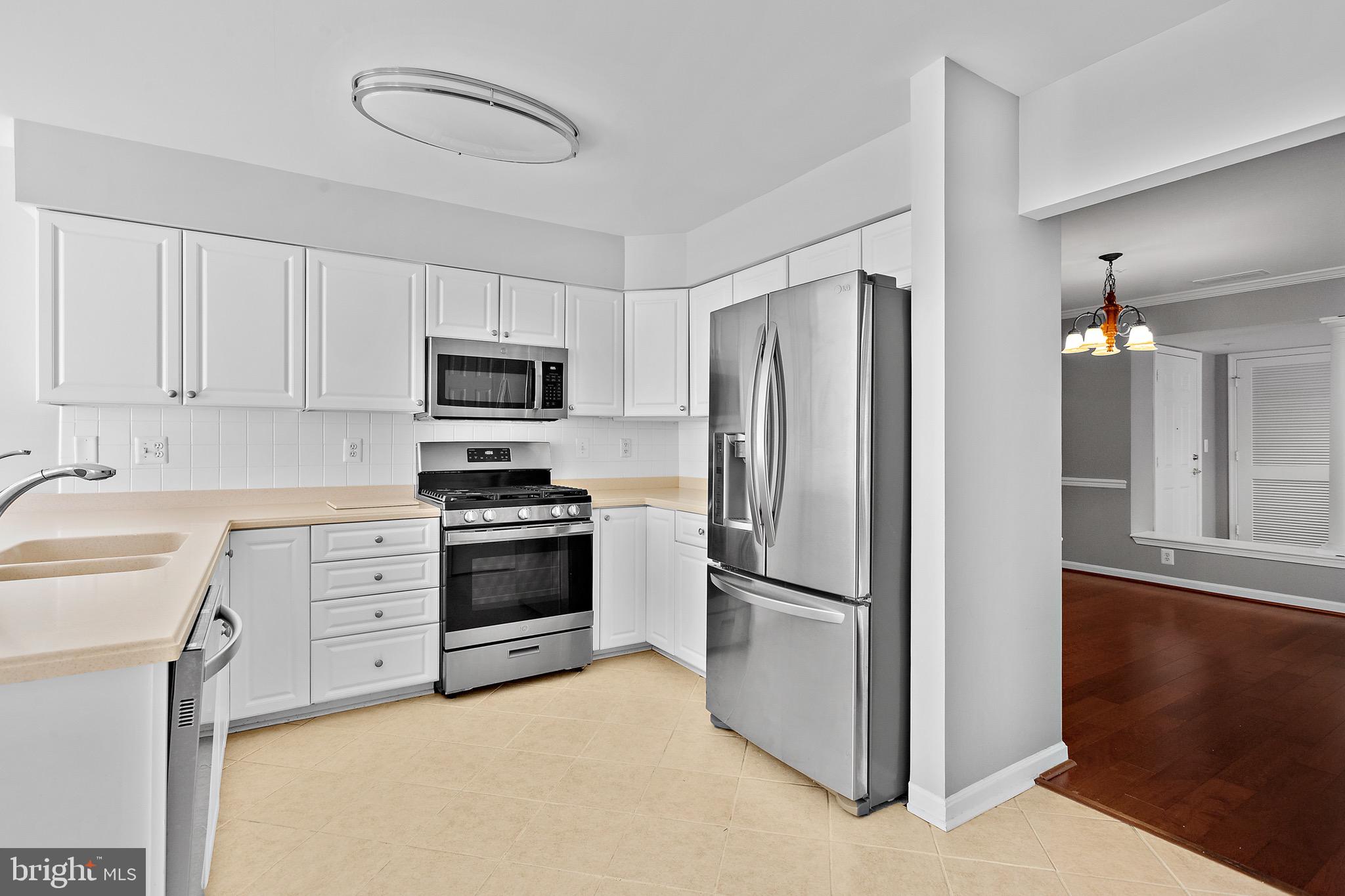 STRAFFAN CONDOS - Residential