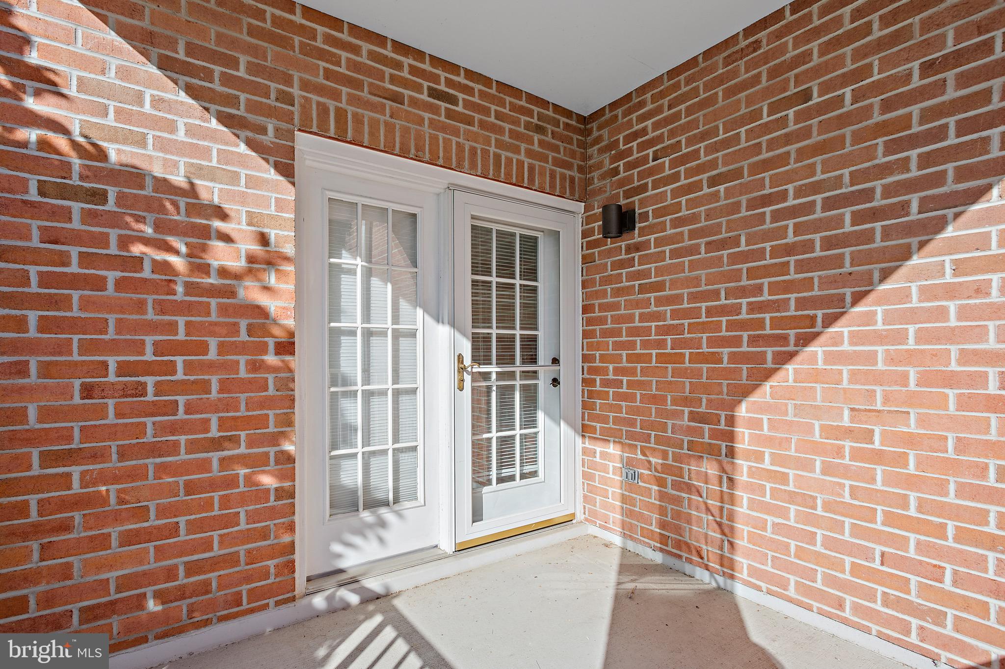 STRAFFAN CONDOS - Residential