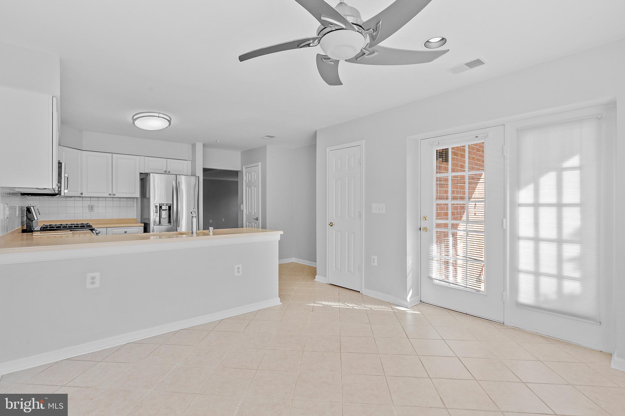 STRAFFAN CONDOS - Residential