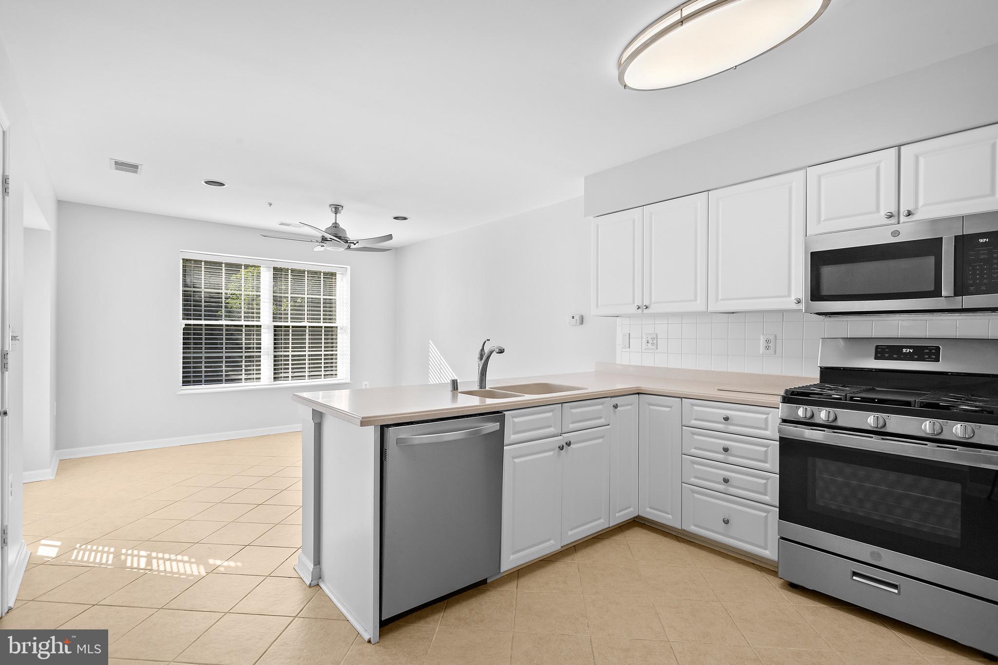 STRAFFAN CONDOS - Residential