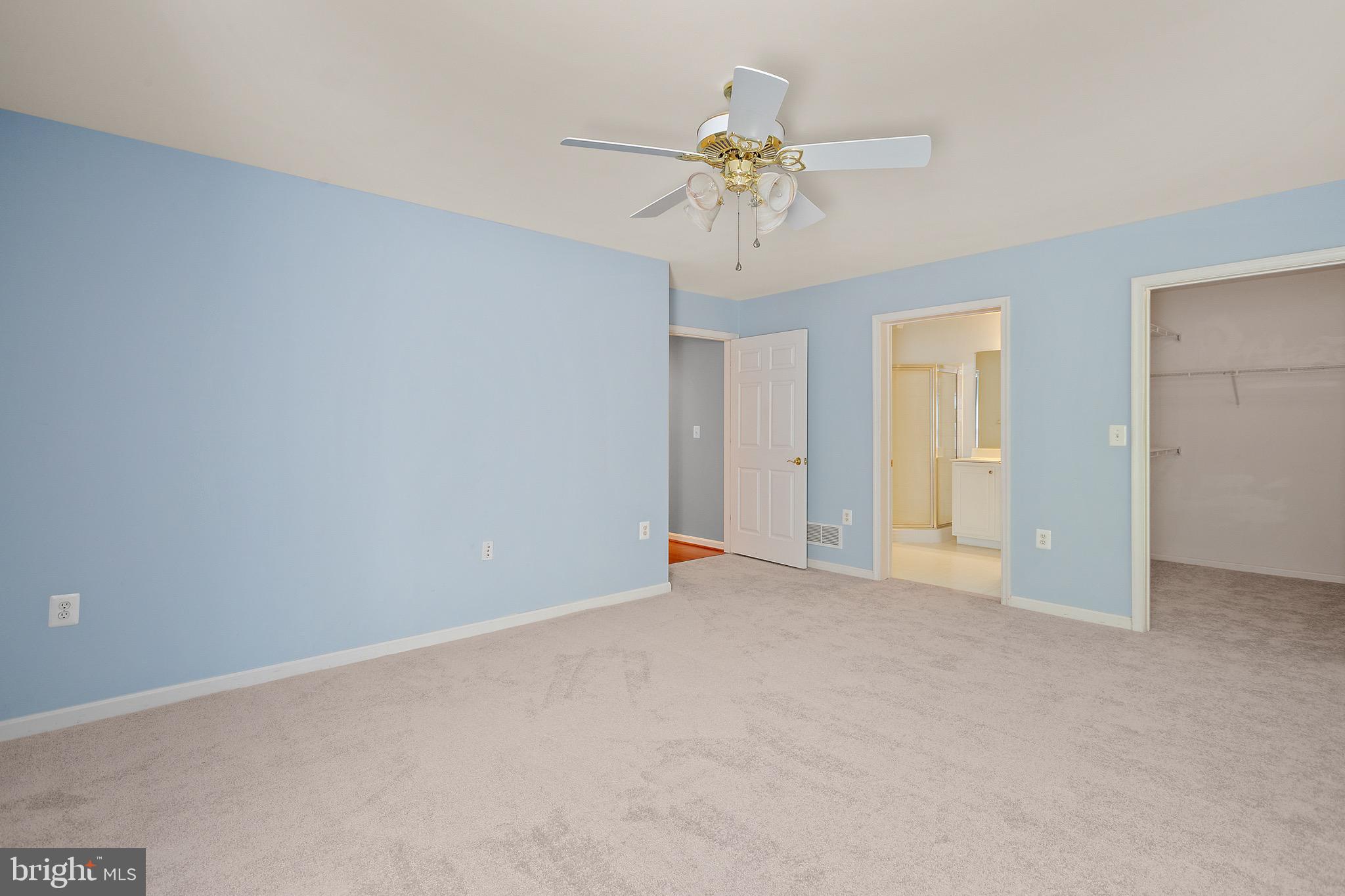 STRAFFAN CONDOS - Residential