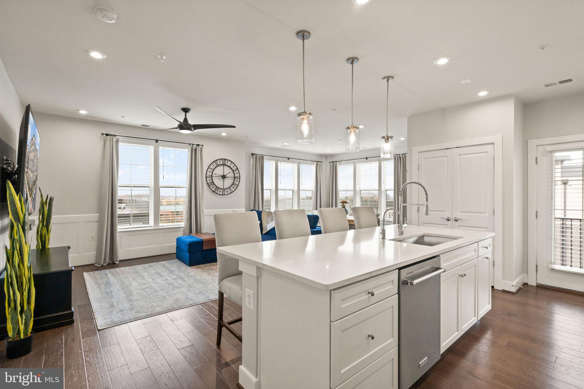 METROPARK AT ARROWBROOK - Residential