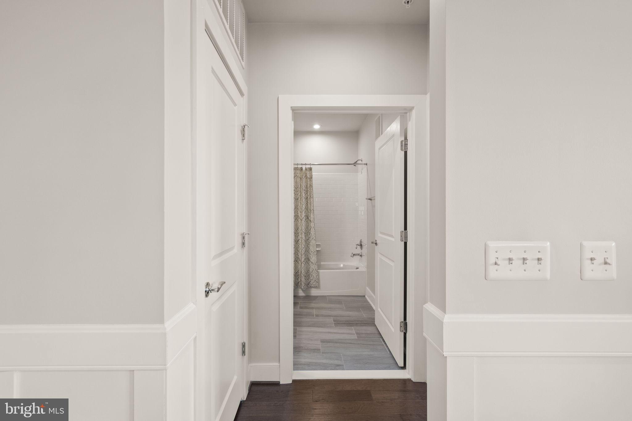 METROPARK AT ARROWBROOK - Residential