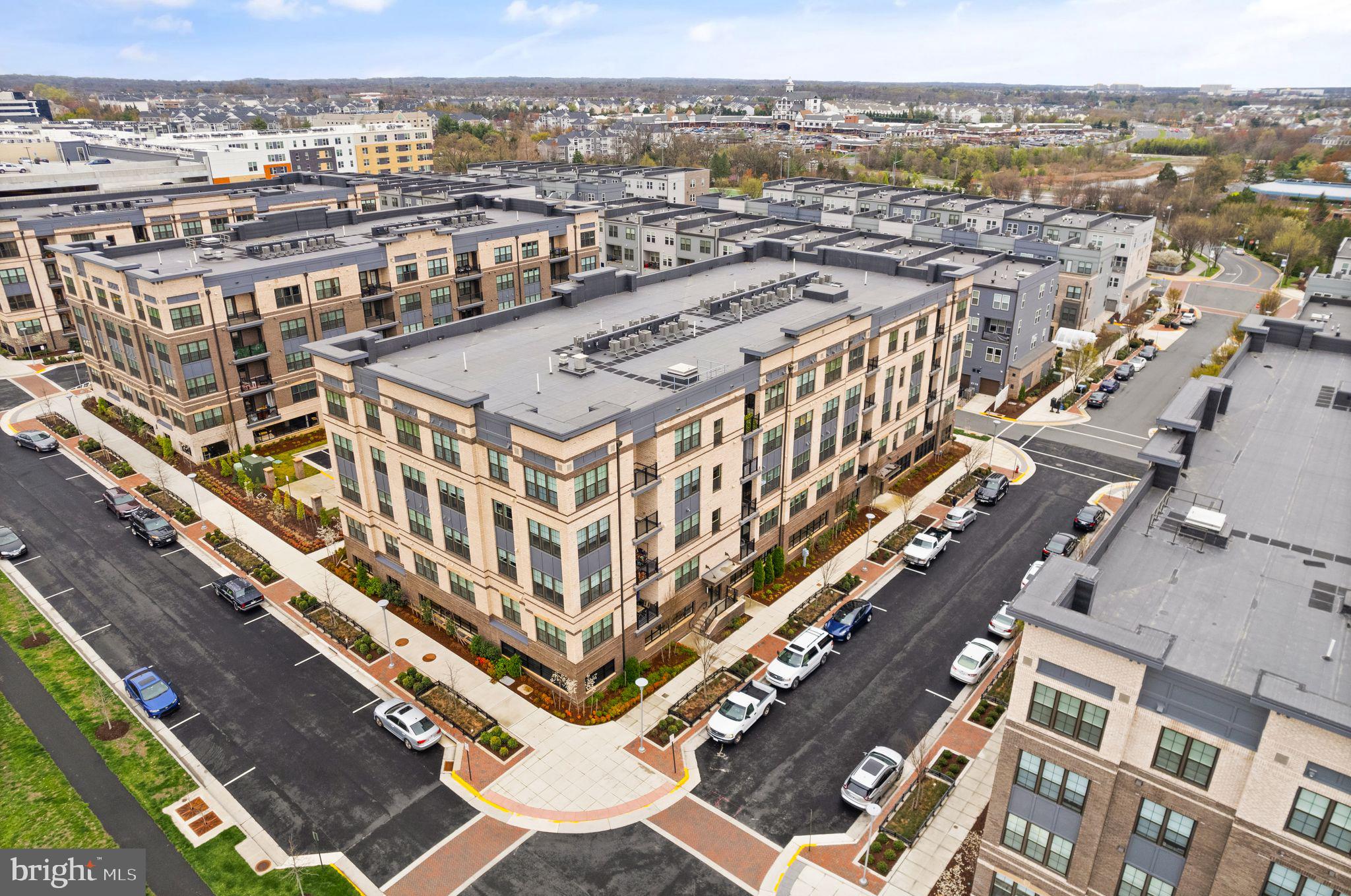 METROPARK AT ARROWBROOK - Residential