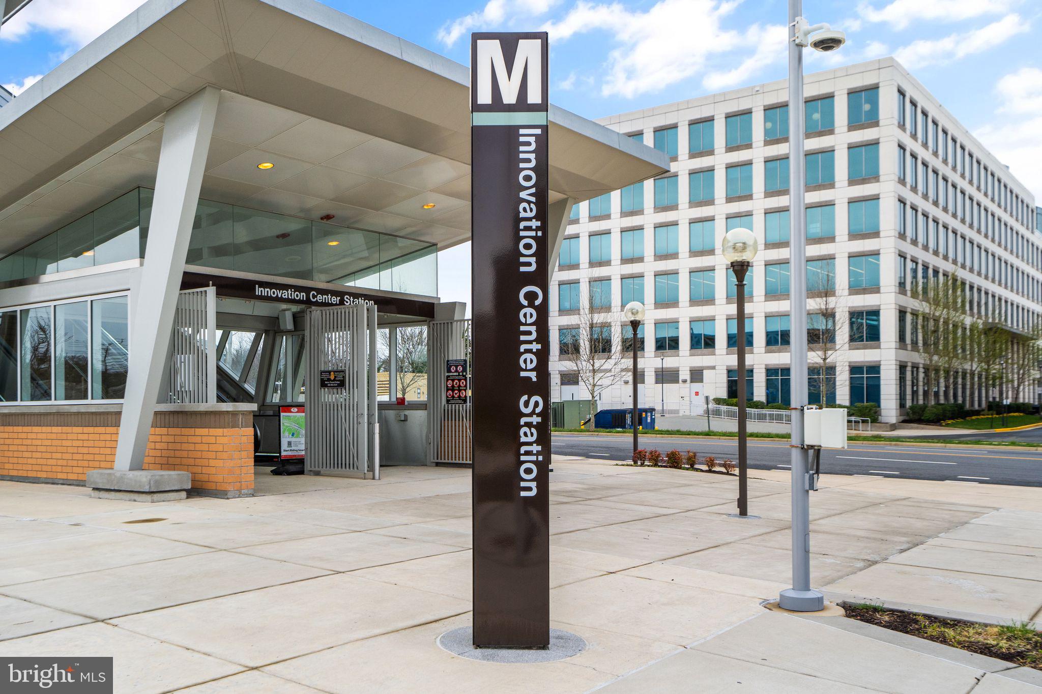 METROPARK AT ARROWBROOK - Residential