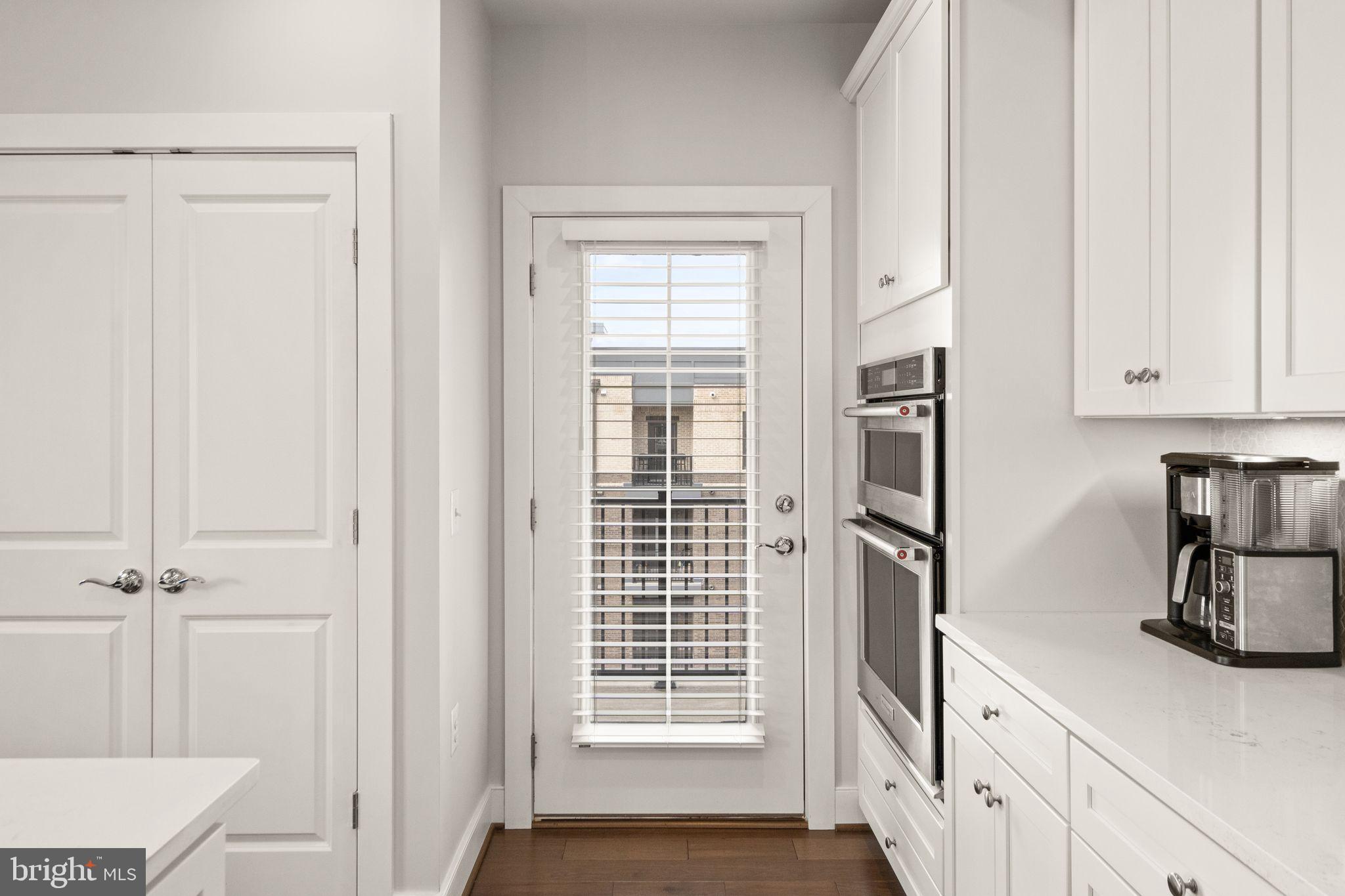 METROPARK AT ARROWBROOK - Residential