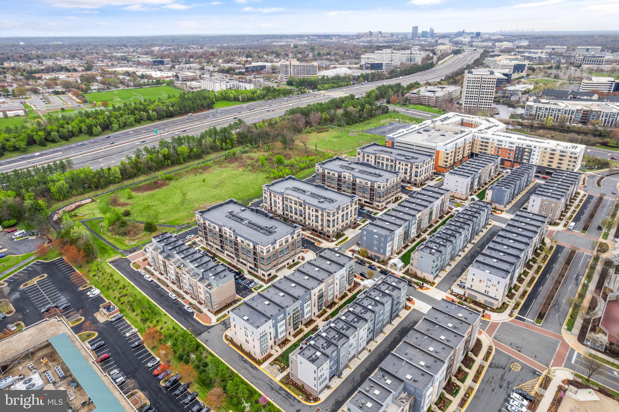 METROPARK AT ARROWBROOK - Residential