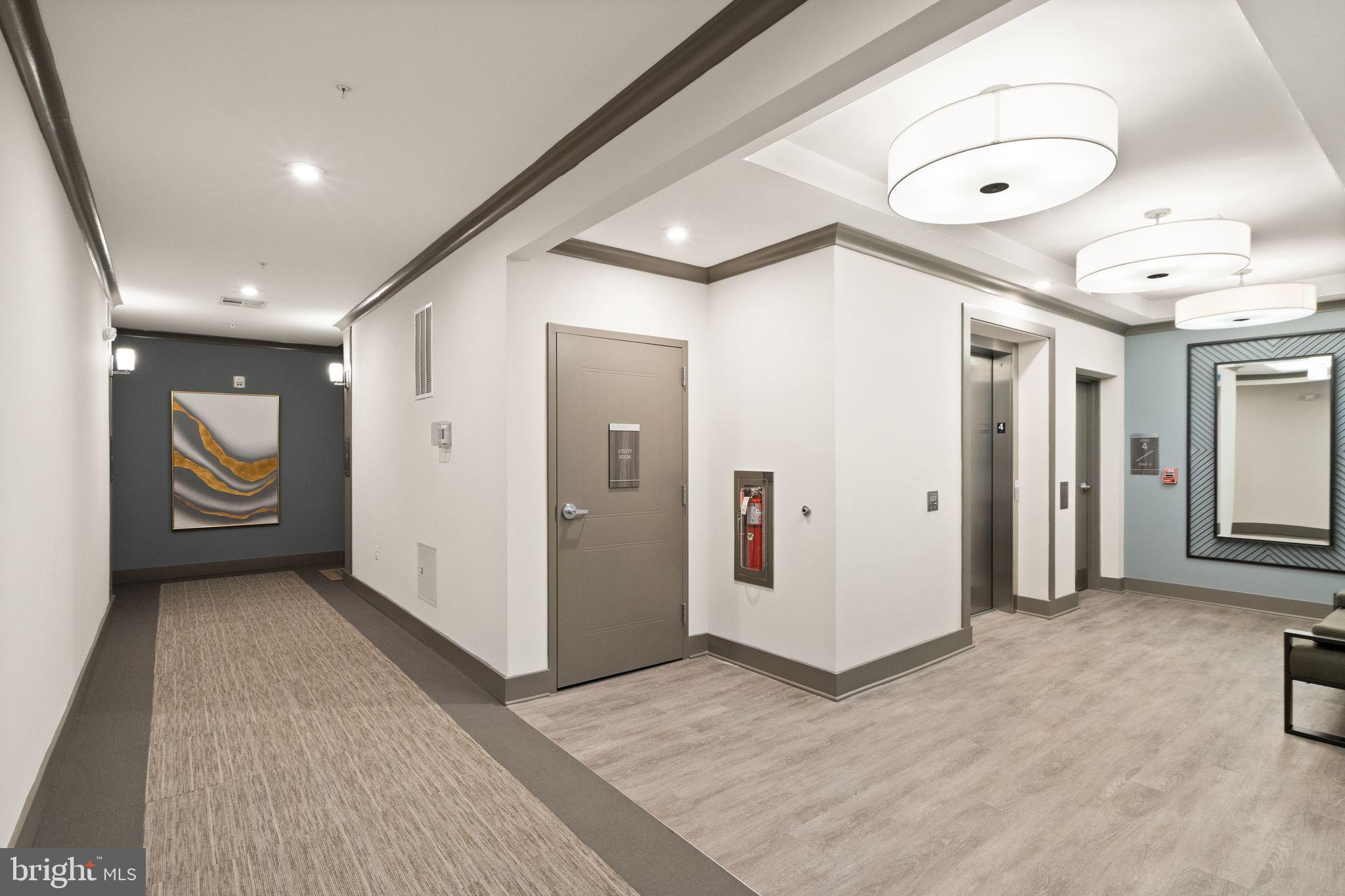 METROPARK AT ARROWBROOK - Residential