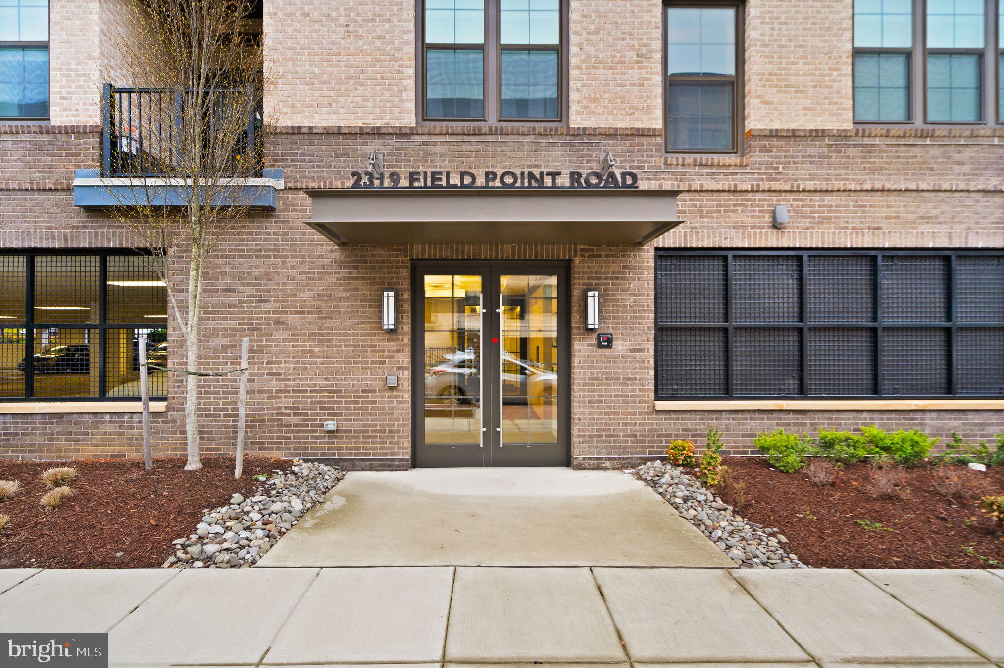 METROPARK AT ARROWBROOK - Residential