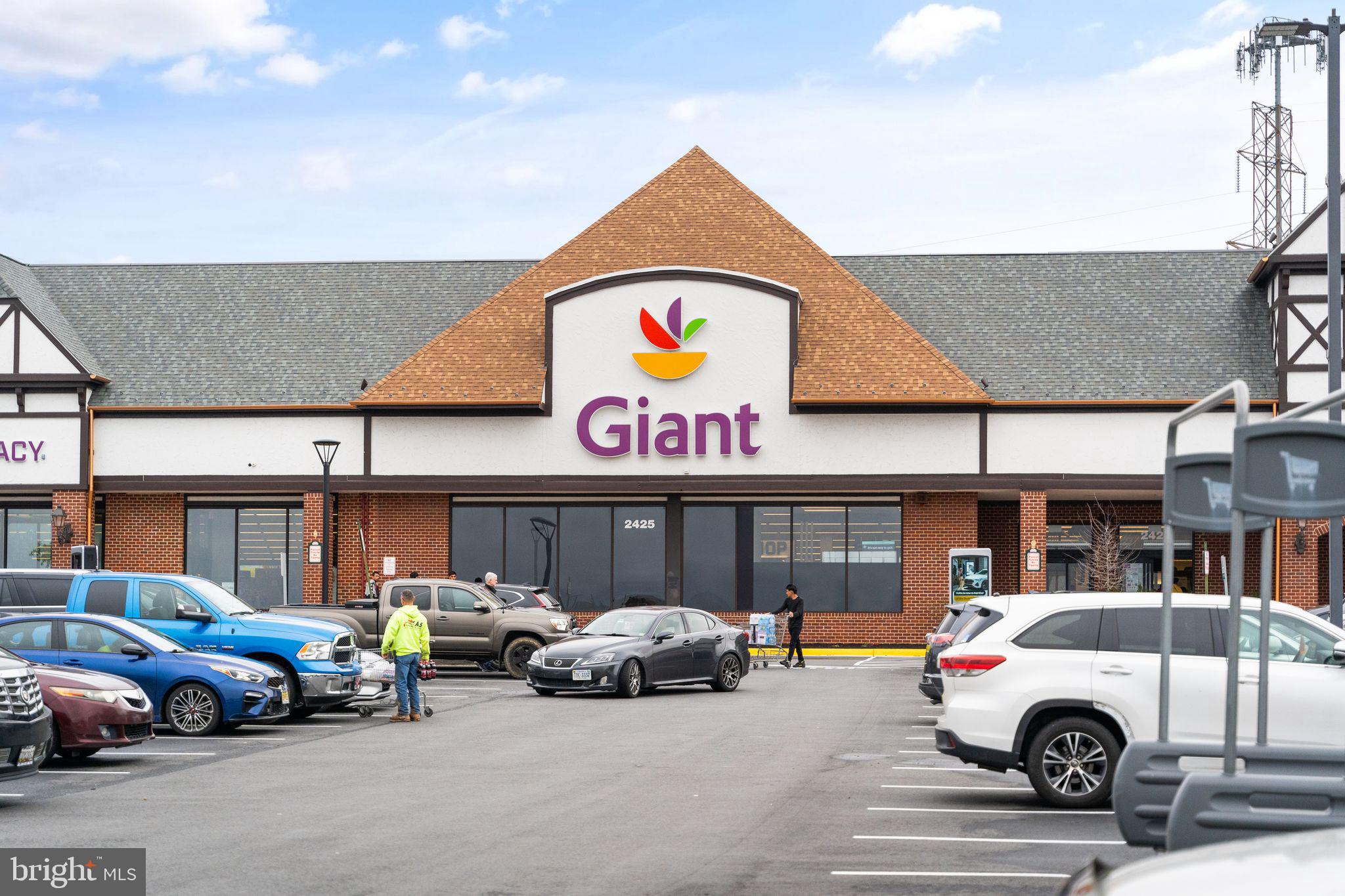 METROPARK AT ARROWBROOK - Residential