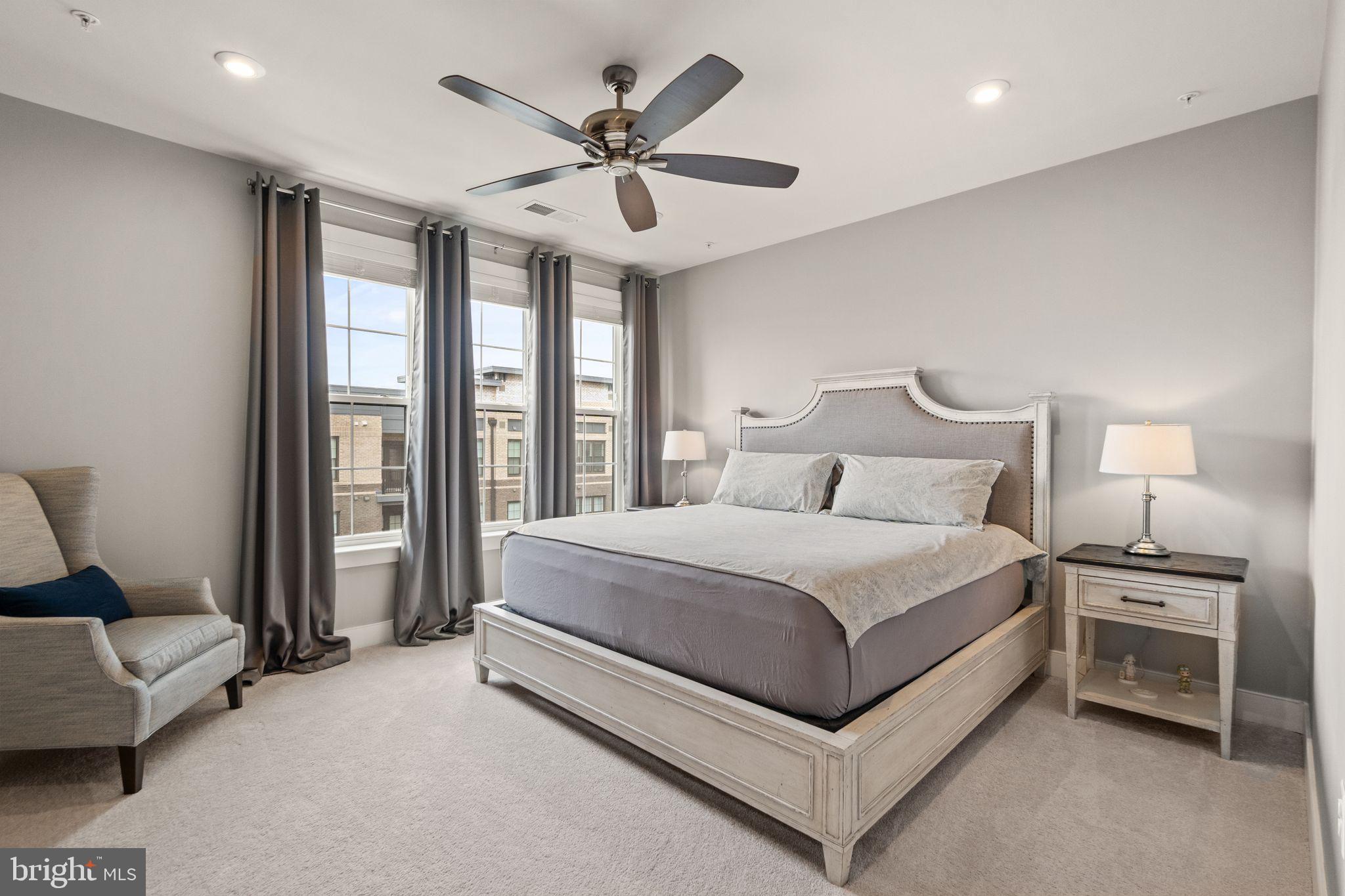 METROPARK AT ARROWBROOK - Residential