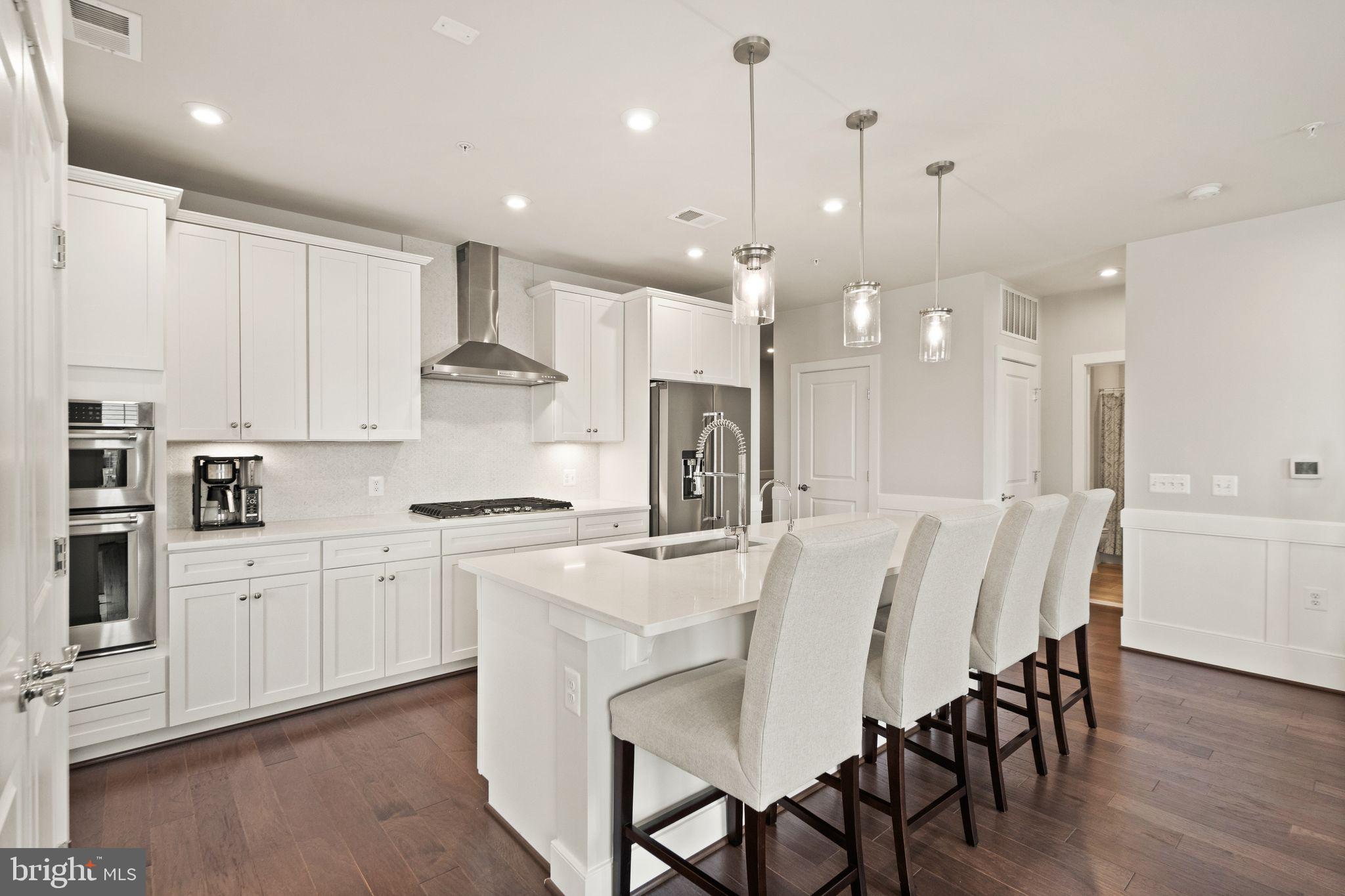 METROPARK AT ARROWBROOK - Residential