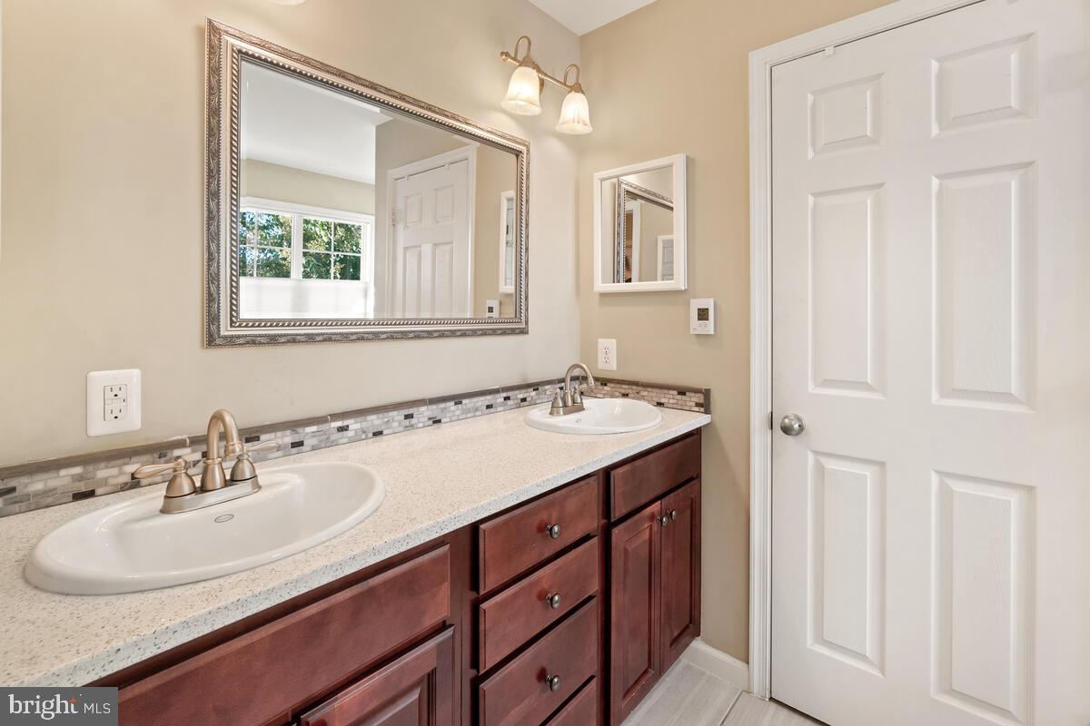 WORMANS MILL - Residential