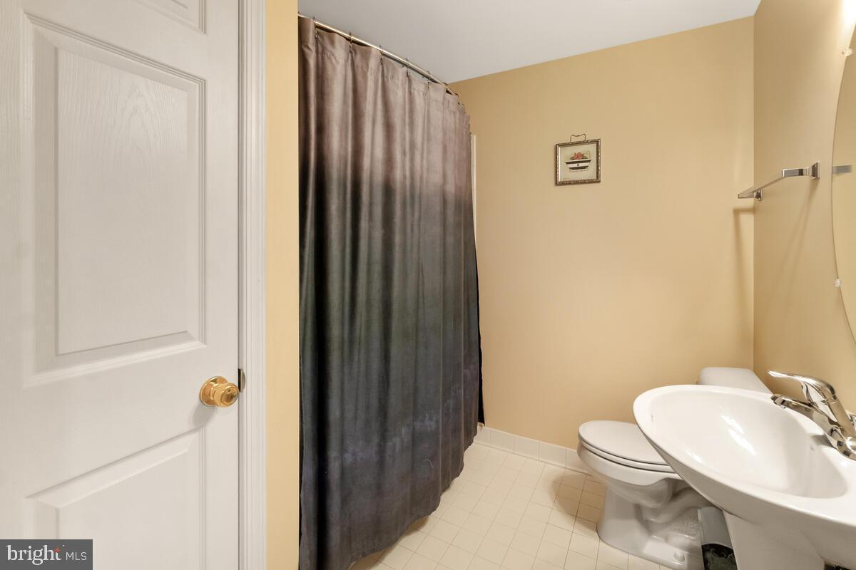 WORMANS MILL - Residential