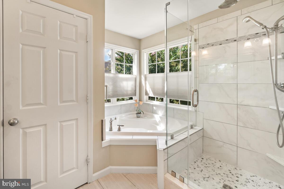 WORMANS MILL - Residential