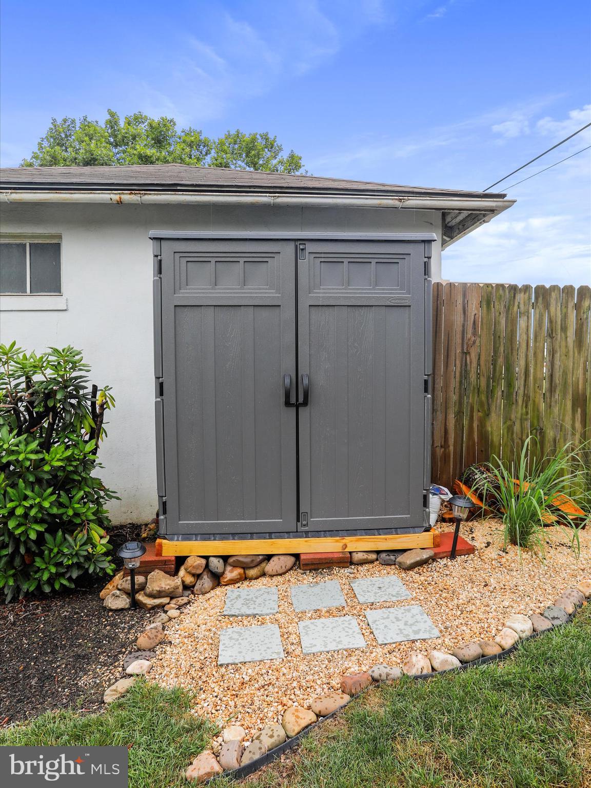 MAPLESIDE - Residential