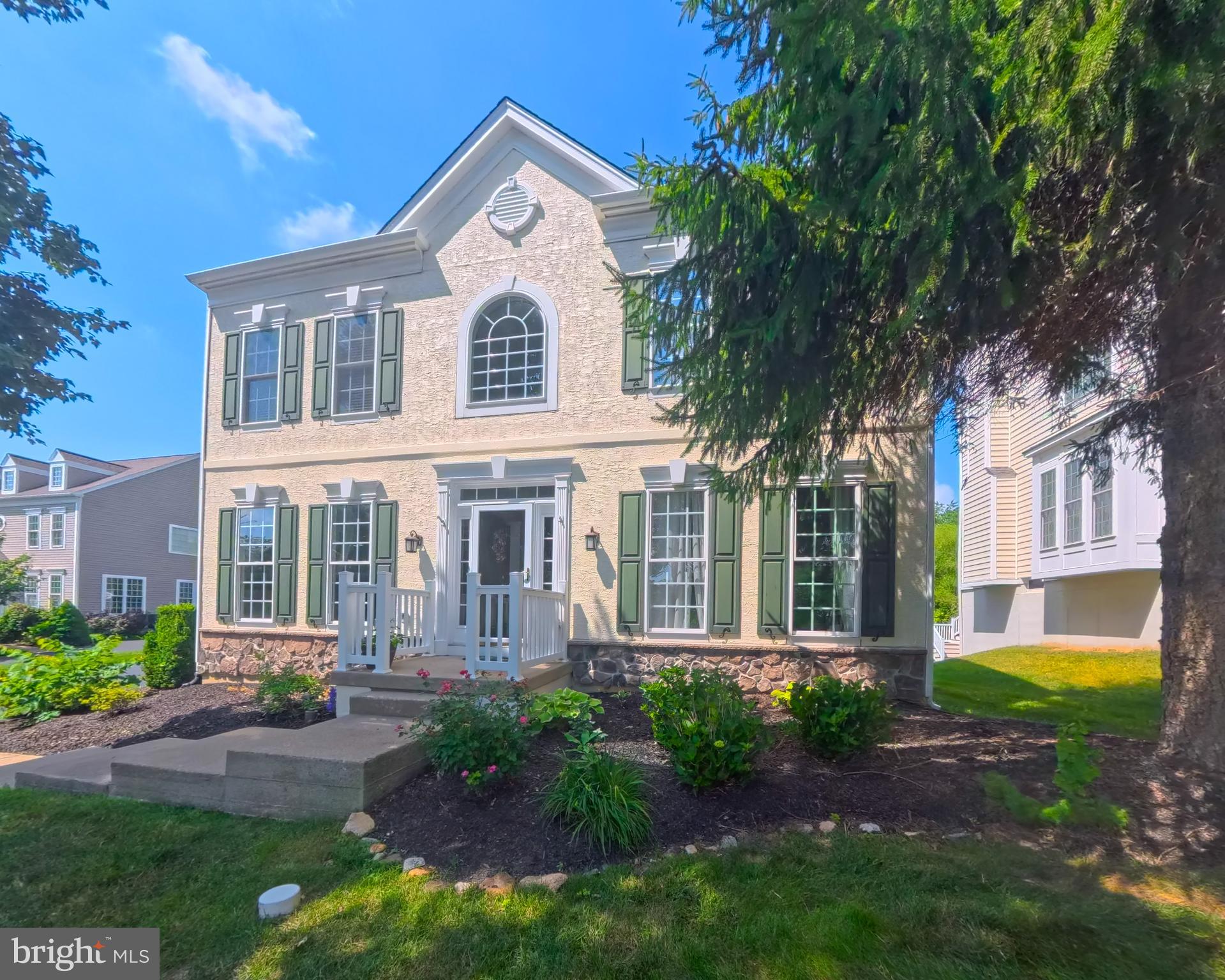 508 EMERSON CIRCLE