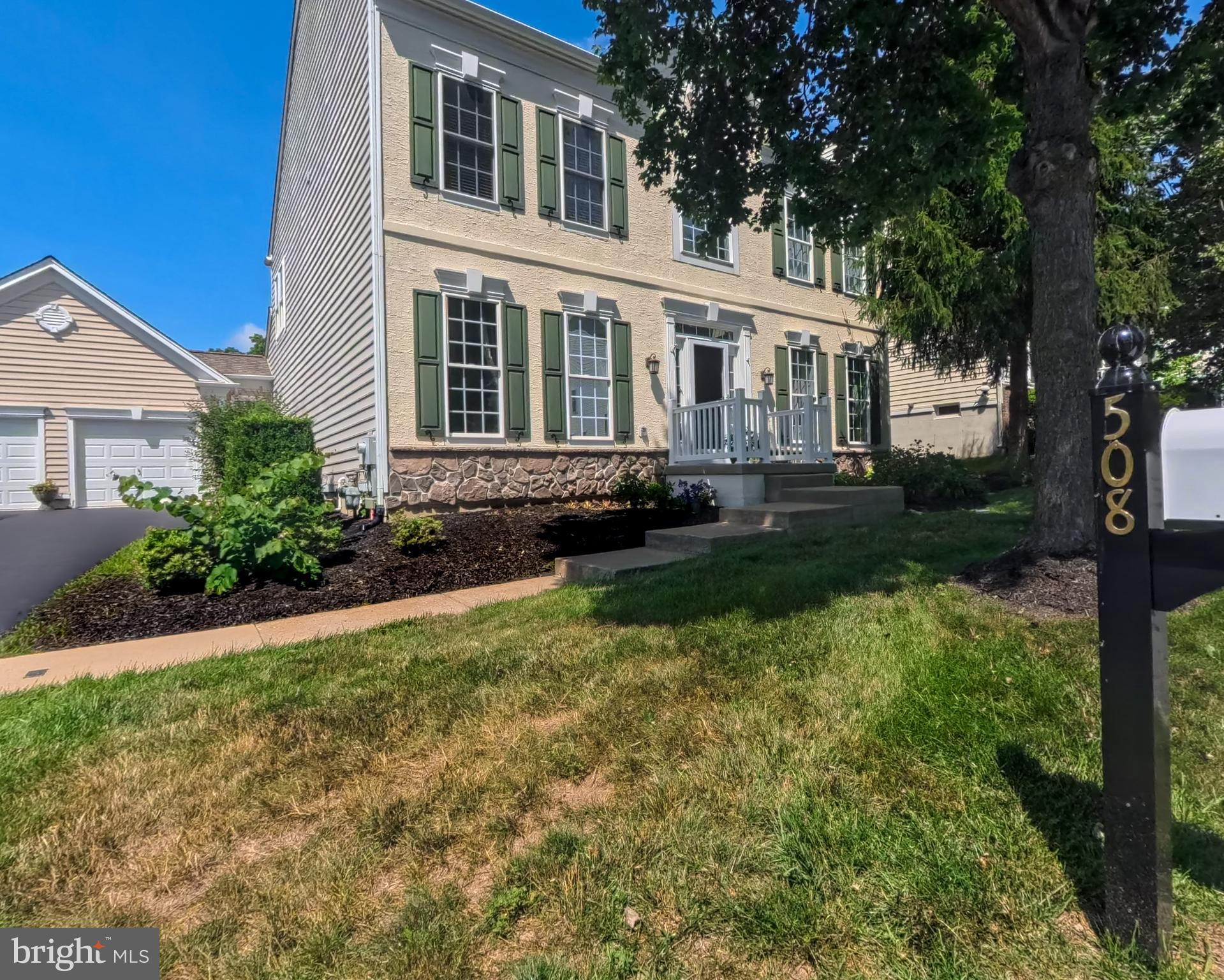 508 EMERSON CIRCLE