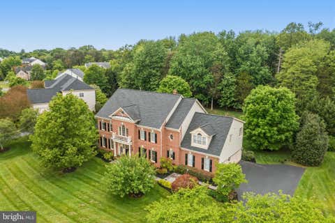 Homes For Sale - 5528 Roan Chapel Drive<br/> Prince William County, HAYMARKET, VA 20169