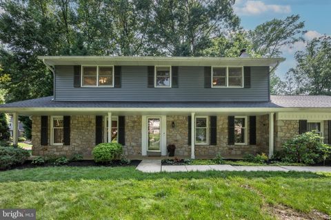 561 NOTTINGHAM DRIVE YARDLEY PA 19067