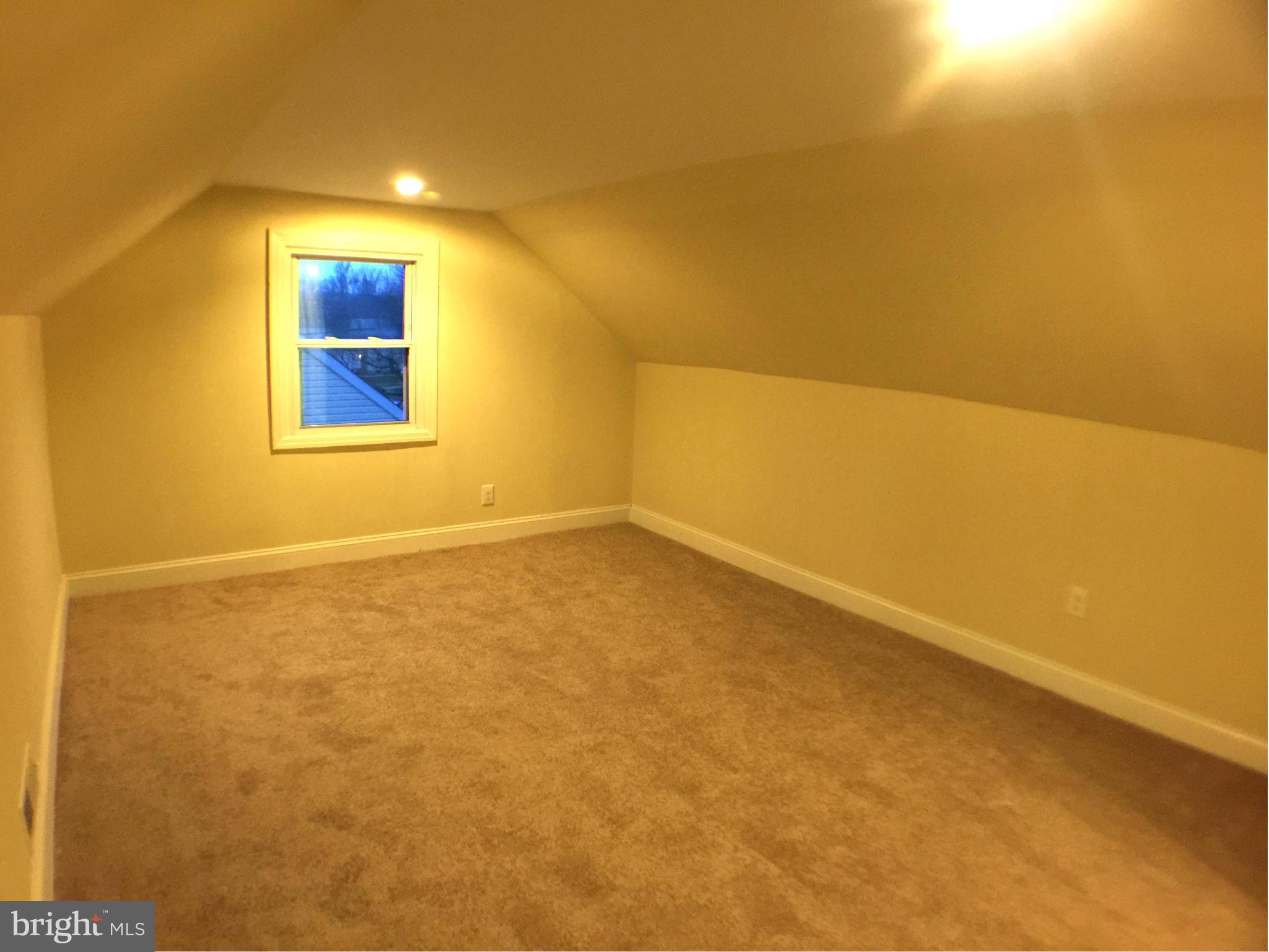 GAYLAWN - Residential