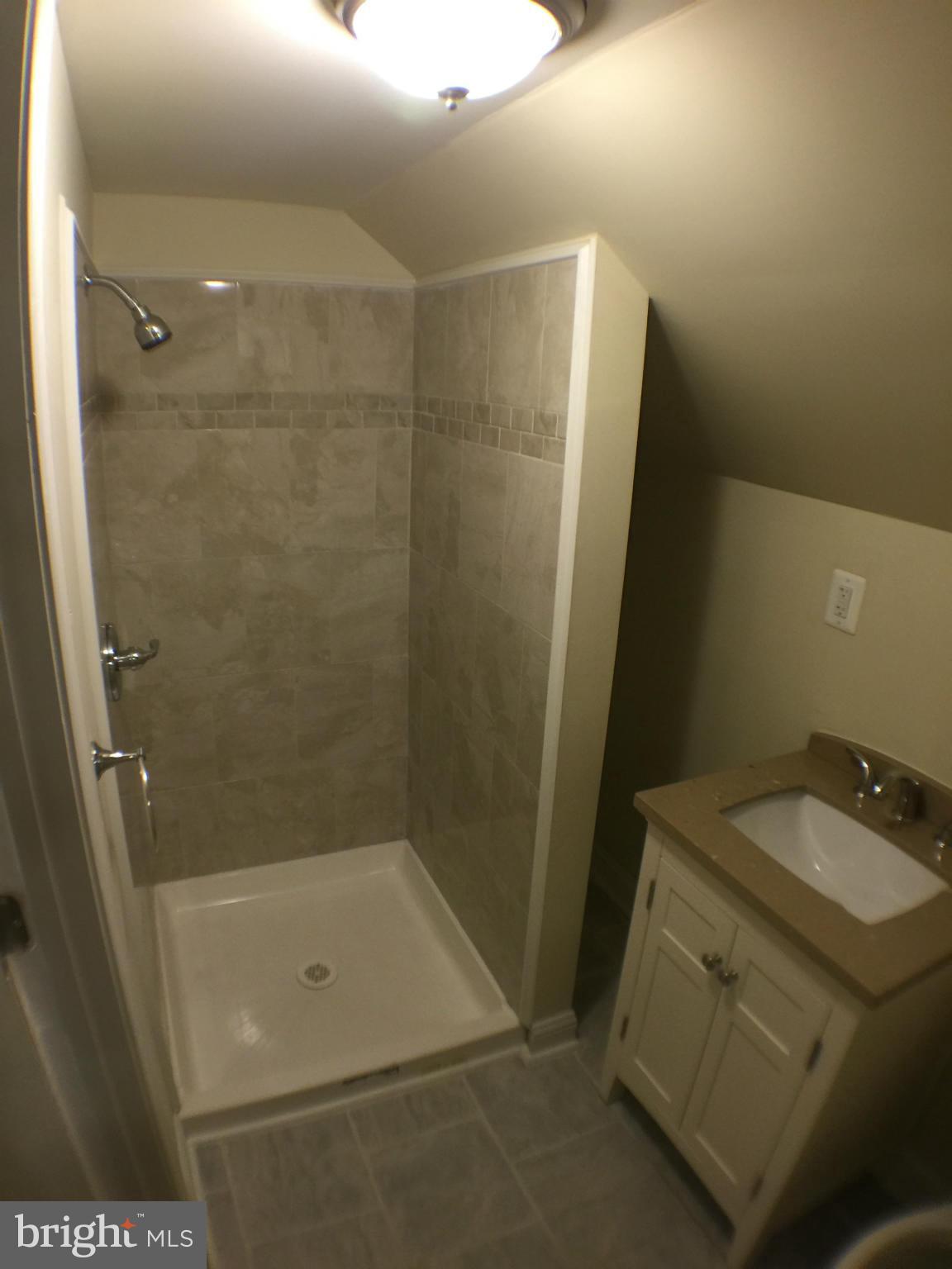 GAYLAWN - Residential