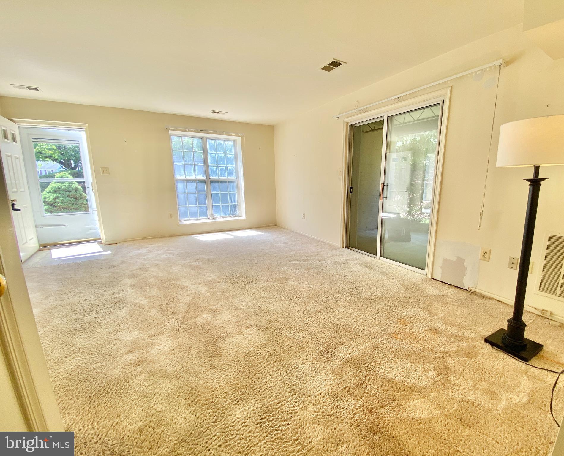 2877 BURGUNDY PLACE