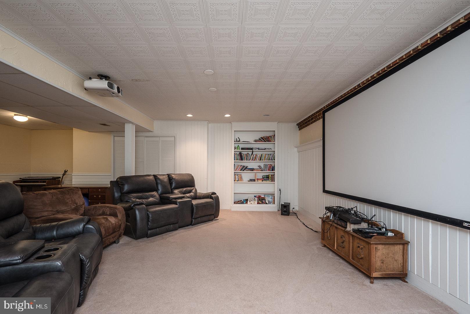 FALKLAND FARM - Residential