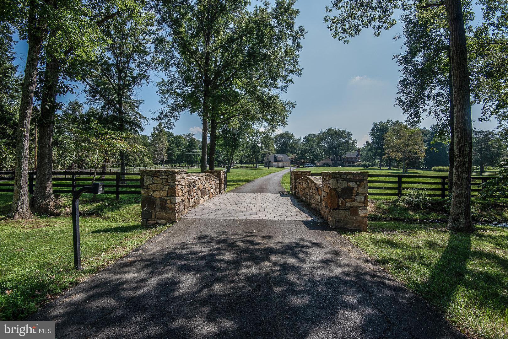 FALKLAND FARM - Residential