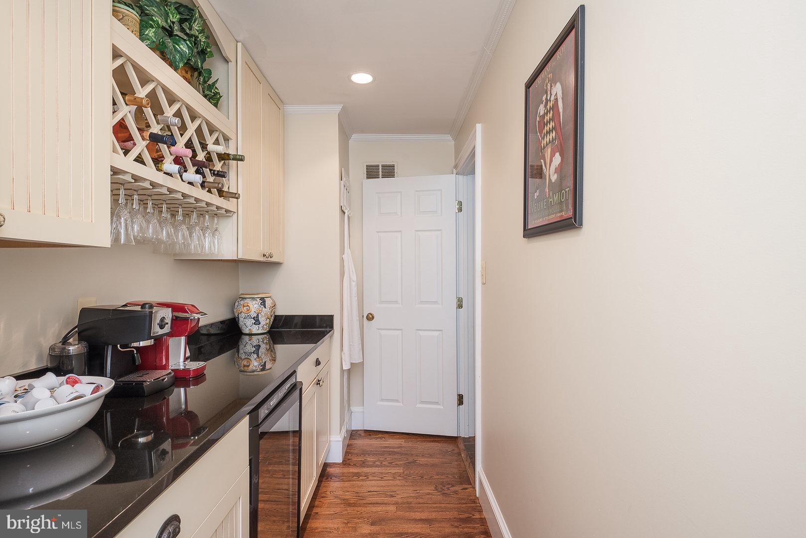 FALKLAND FARM - Residential