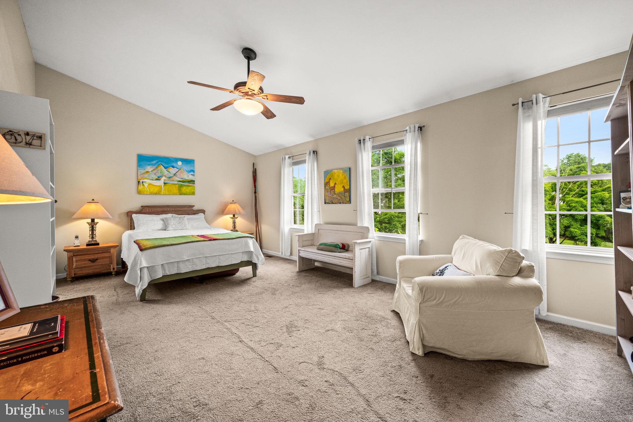 RIVERWALK - Residential