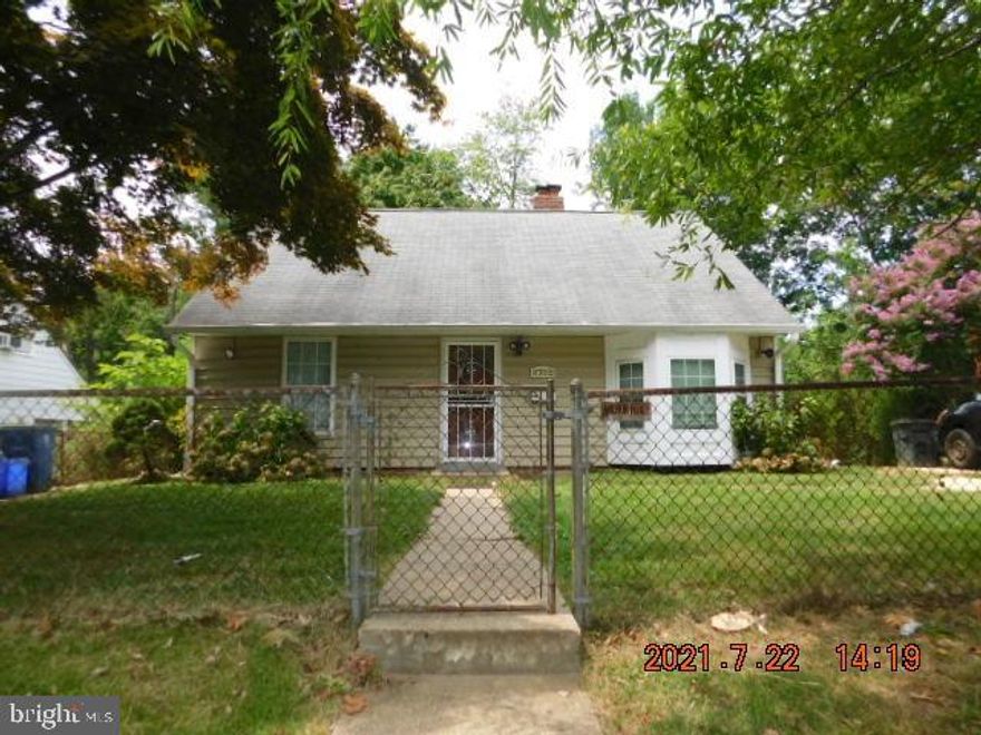 Cape style home that has 5 spacious bedrooms and 3 baths. Utilize one room as an office;
Open concept living with ceramic tile flooring in living area and dining with a sliding glass door to the spacious yard.   storage shed out back and a nice yard to enjoy outdoors! Newer carpet upstairs 2019; fresh paint 2021; this home offers great single-family living in a location that is close to lots of shopping and easy access to 495 and also to the city!  Don't miss this opportunity!