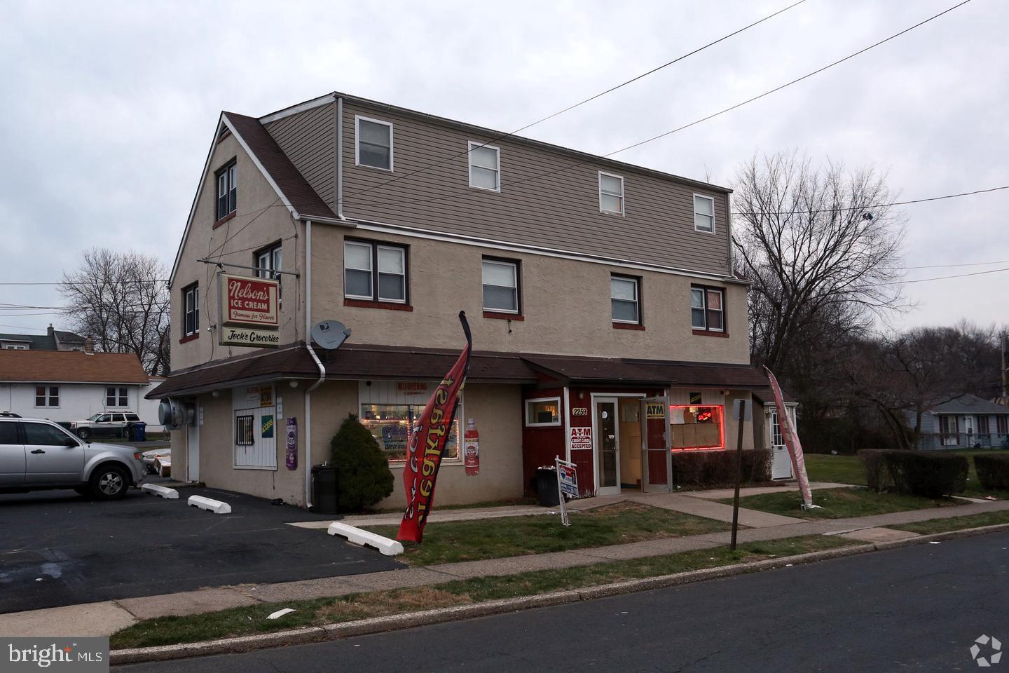 Retail store/take out shop for Lease. Currently being used as a community convenience/ grocery store. The store can be used for a wide variety of retail or professional uses. There is an existing 5'x4' Exhaust hood with fire suppression. Great exposure and walking distance to Public transportation and blocks from the Septa Train station.